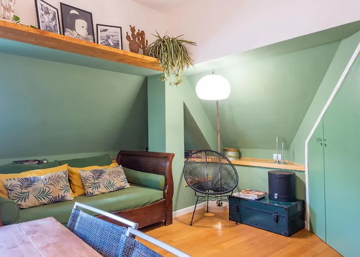Tiziano By Interhome * Roma